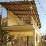 Villa Mallios Near