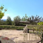 Mallios Near * Olympie
