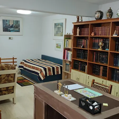 Βίλα Mallios Near