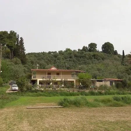 Villa Mallios Near